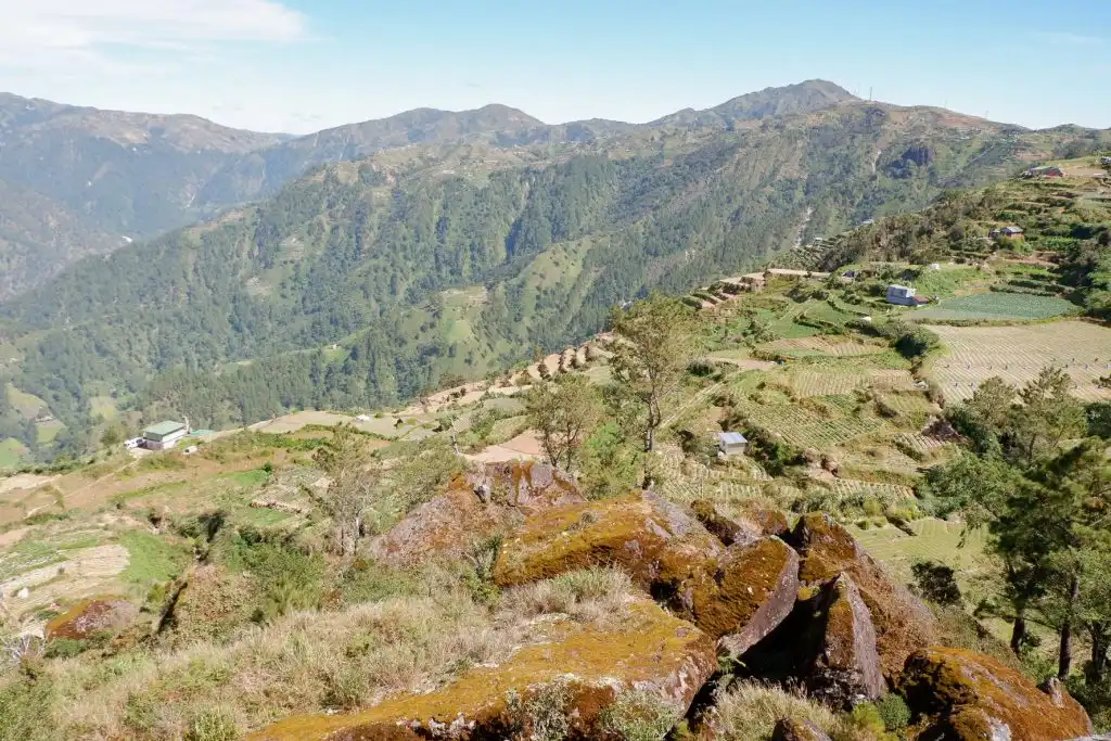 ALT="mountain ranges to see in benguet"