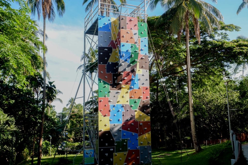 ALT="this is the wall climbing at camp benjamin cavite"