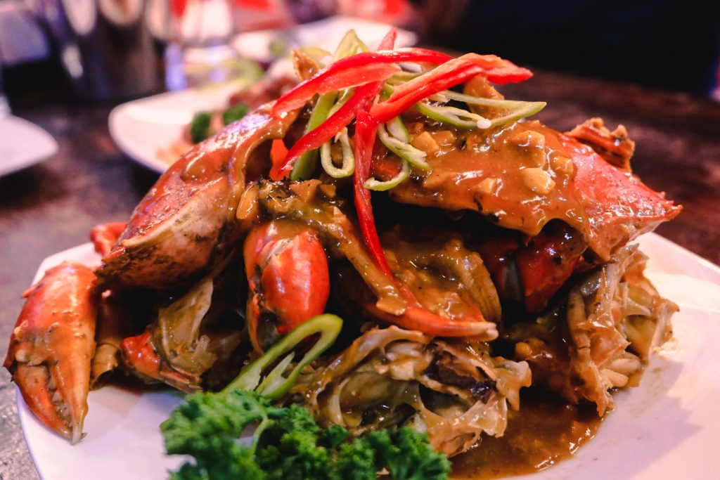 ALT="southside grill and the crab with its singaporean sauce"