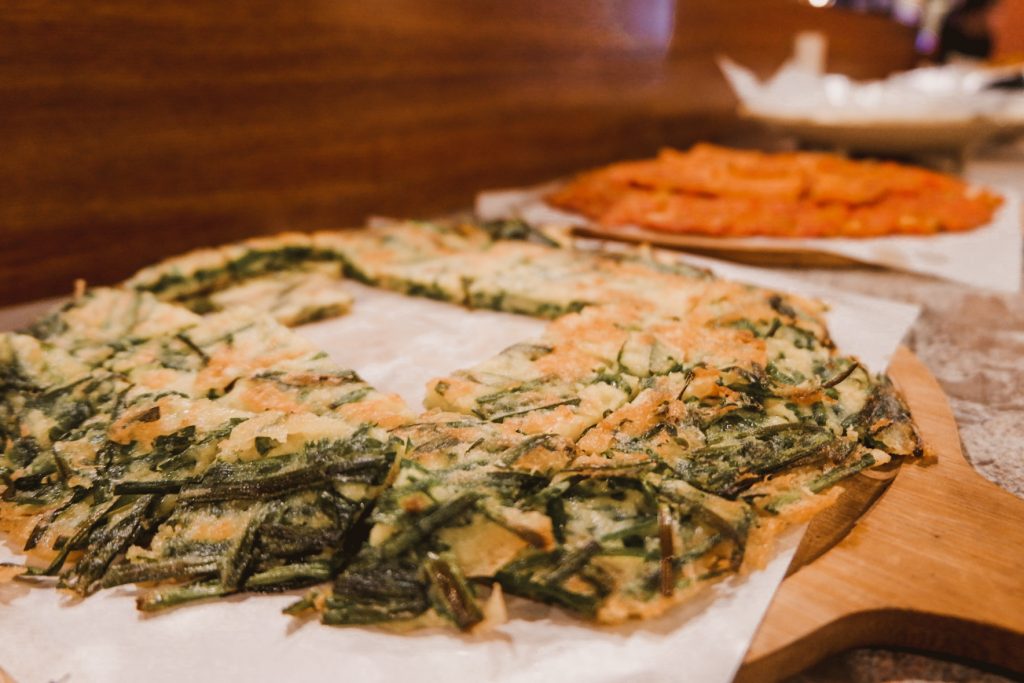 ALT="unlimited side dish korean pancake tastes so good at go kizip"