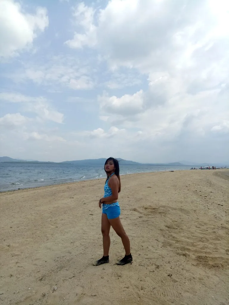 ALT="starfish island puerto princesa palawan"