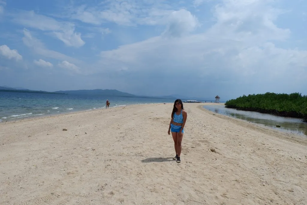 ALT="honda bay palawan island hopping tour"