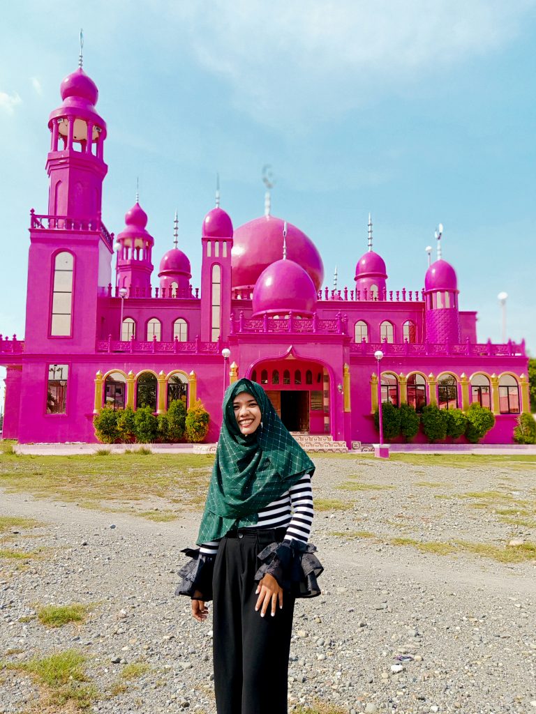 ALT="soccksargen diy backpacking pink mosque"