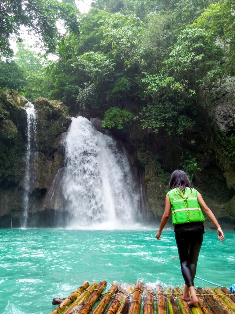 ALT="cebu waterfalls in the philippines"