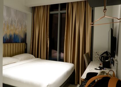 where to stay in singapore cheaply