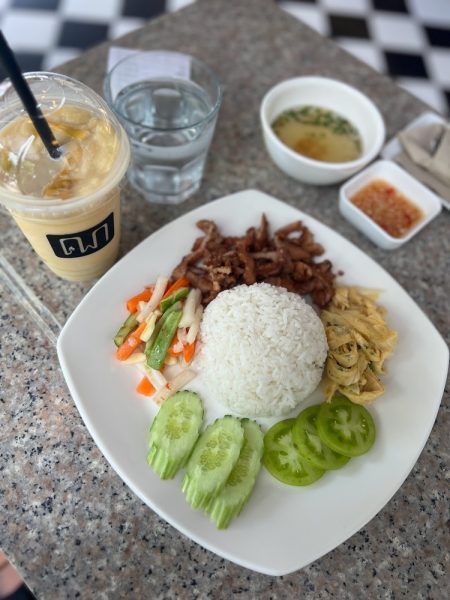 local food and drinks at siem reap