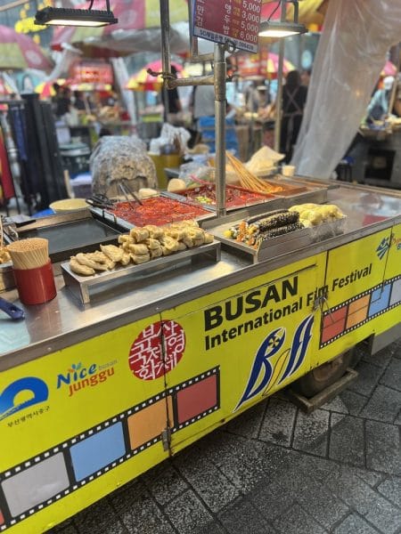 food to eat in gukje market
